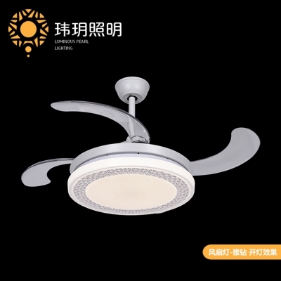 风(feng)扇灯作(zuo)为(wei)一(yi)种时(shi)尚的科技产(chan)物(wu)，是居家装(zhuang)饰的(de)好(hao)选择(ze)